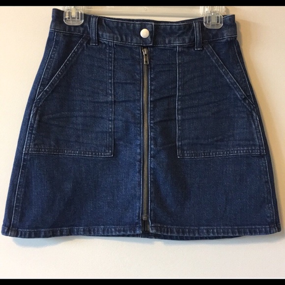 Madewell Dresses & Skirts - NWOT MADEWELL denim skirt